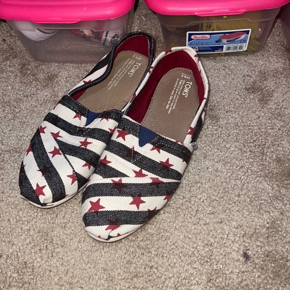 Worn only once no Toms